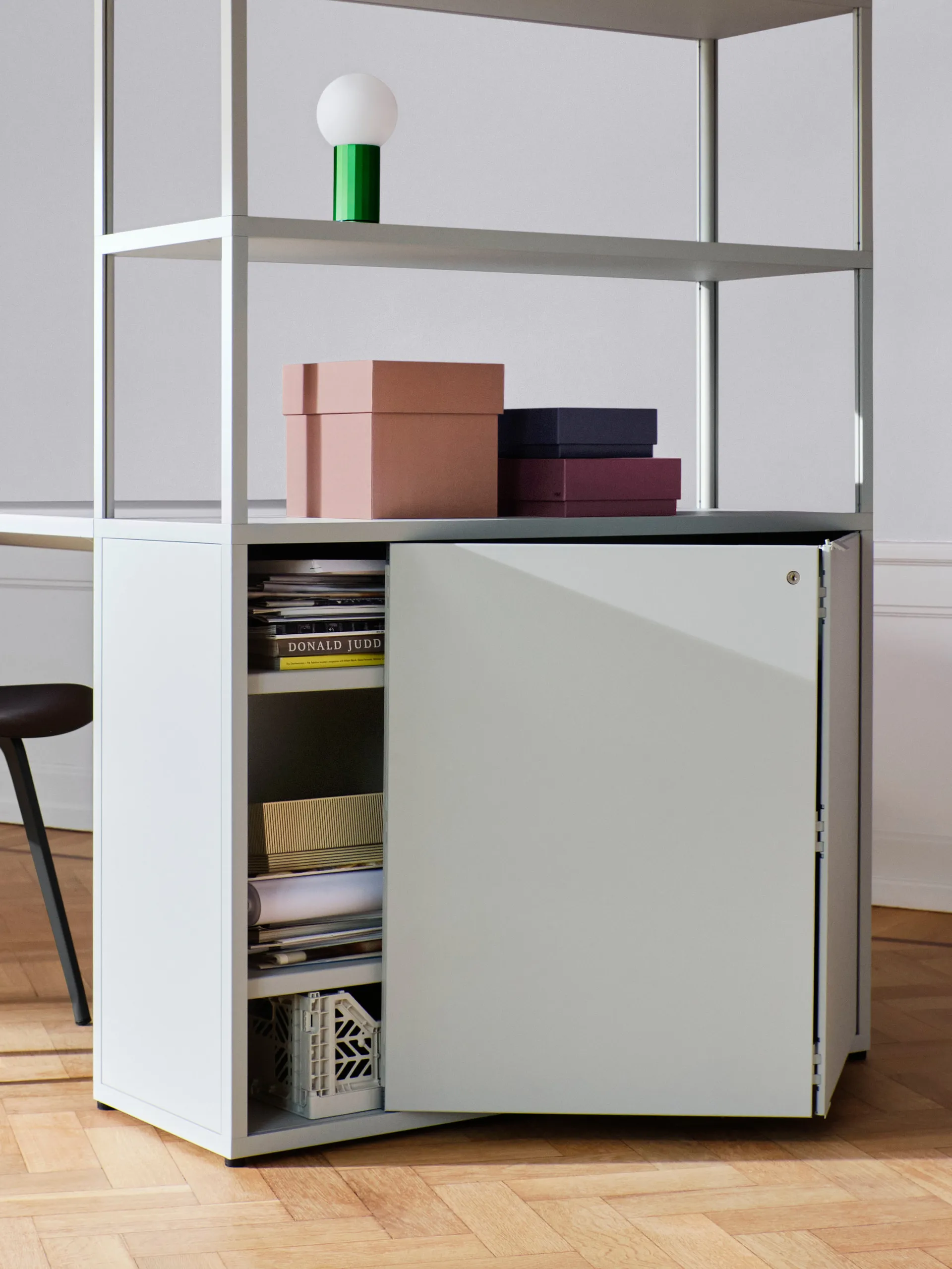 Lampada da tavolo Turn On, Verde HAY