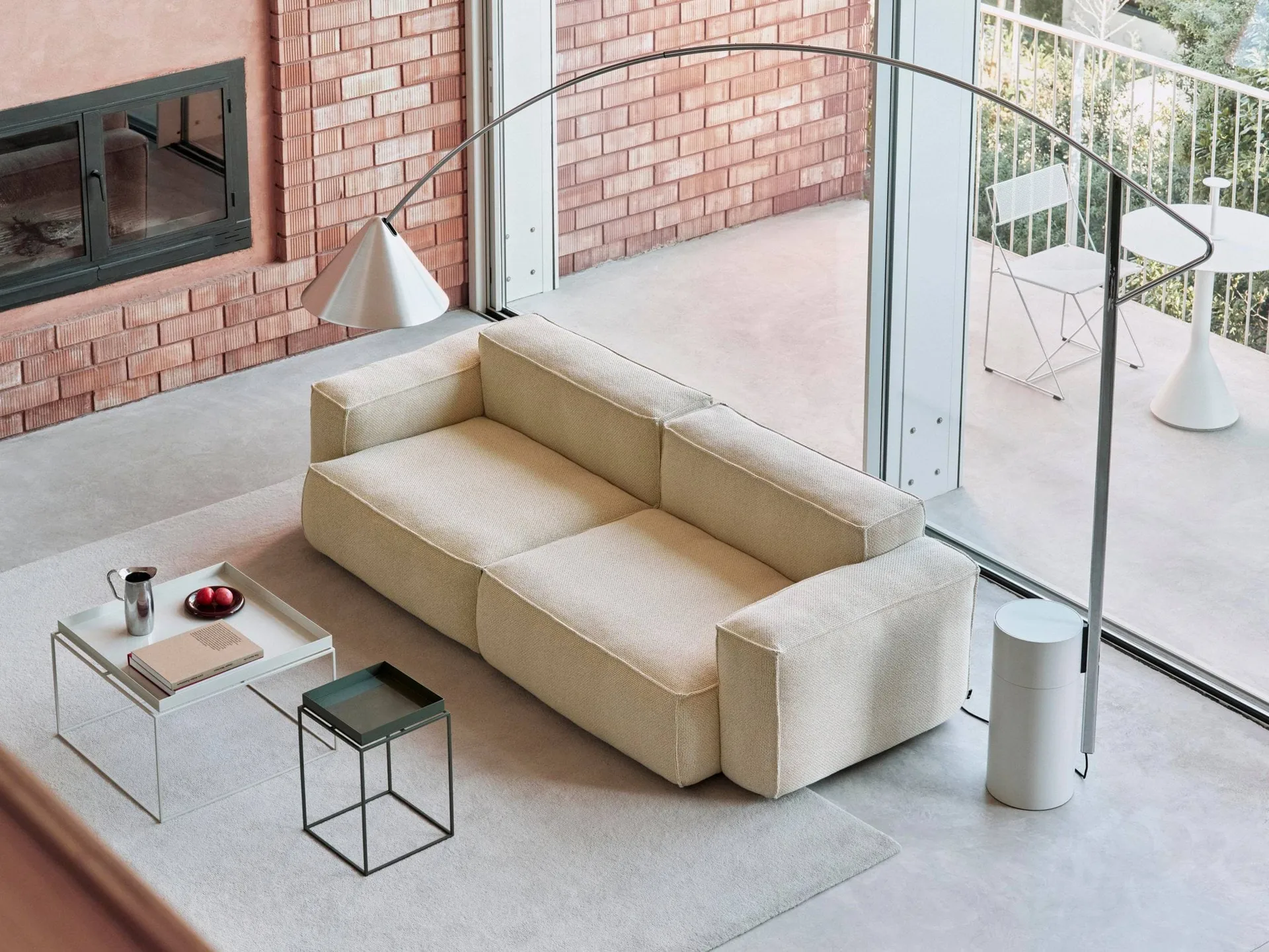 Lampada da terra Compass, Argentato HAY