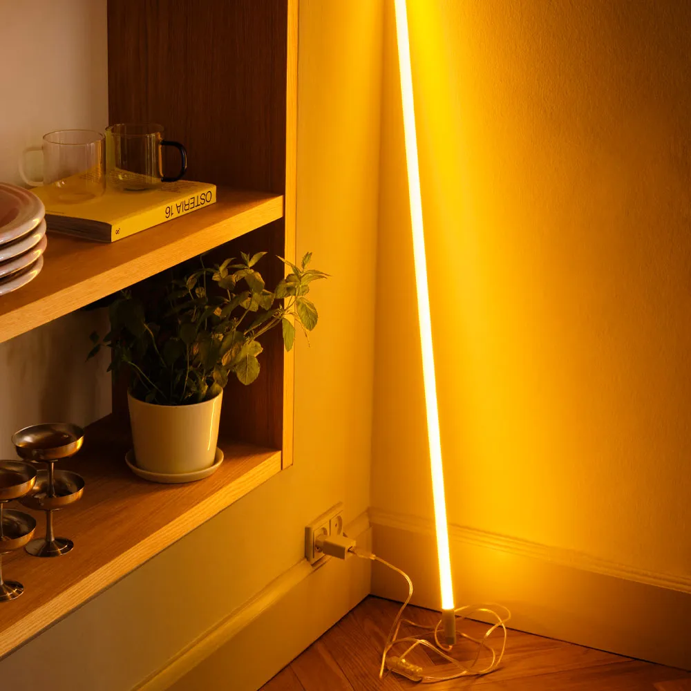 Lampada fluorescente Neon Tube Slim 120 cm, Bianco caldo, 120 cm HAY
