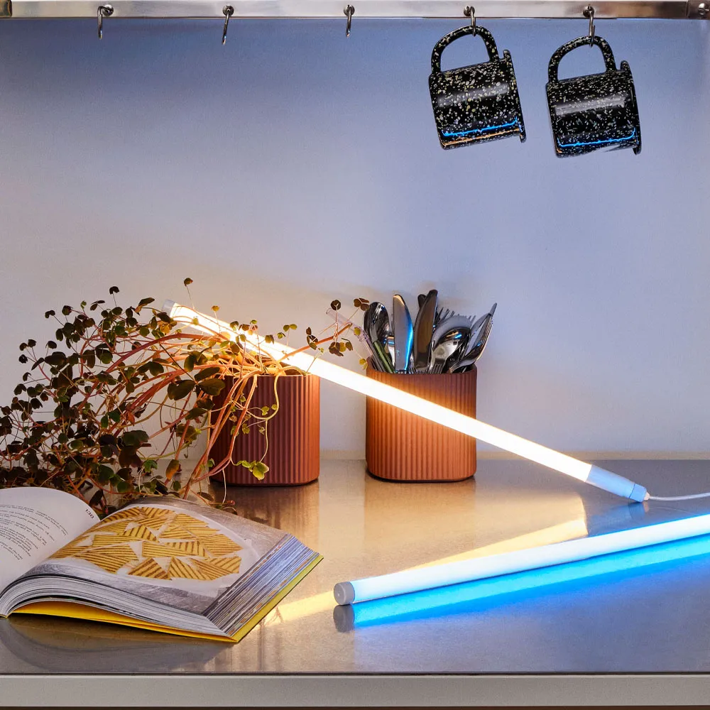 Lampada fluorescente Neon Tube Slim 120 cm, Blu, 120 cm HAY