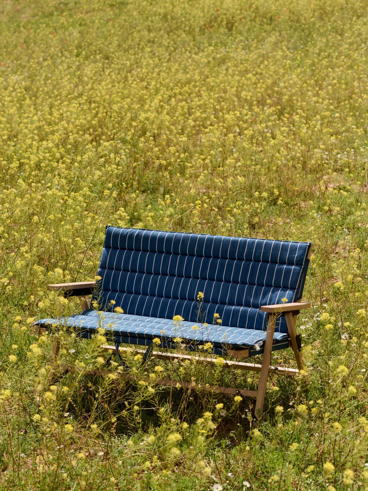 Outdoor Market divano pieghevole, Blue-beige, 2 posti HAY