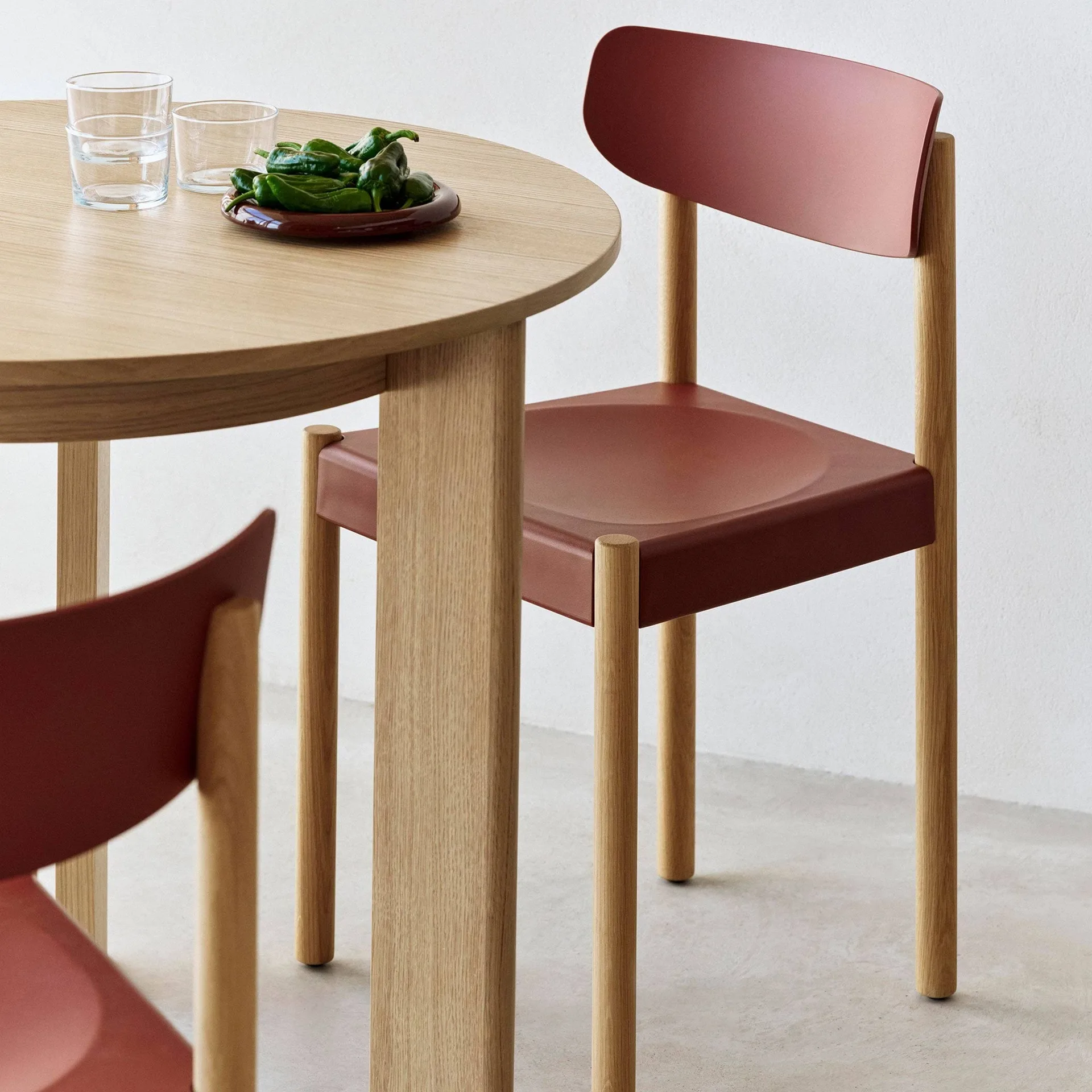 Pack Chair 10 sedia, Rovere oliato-hull red HAY