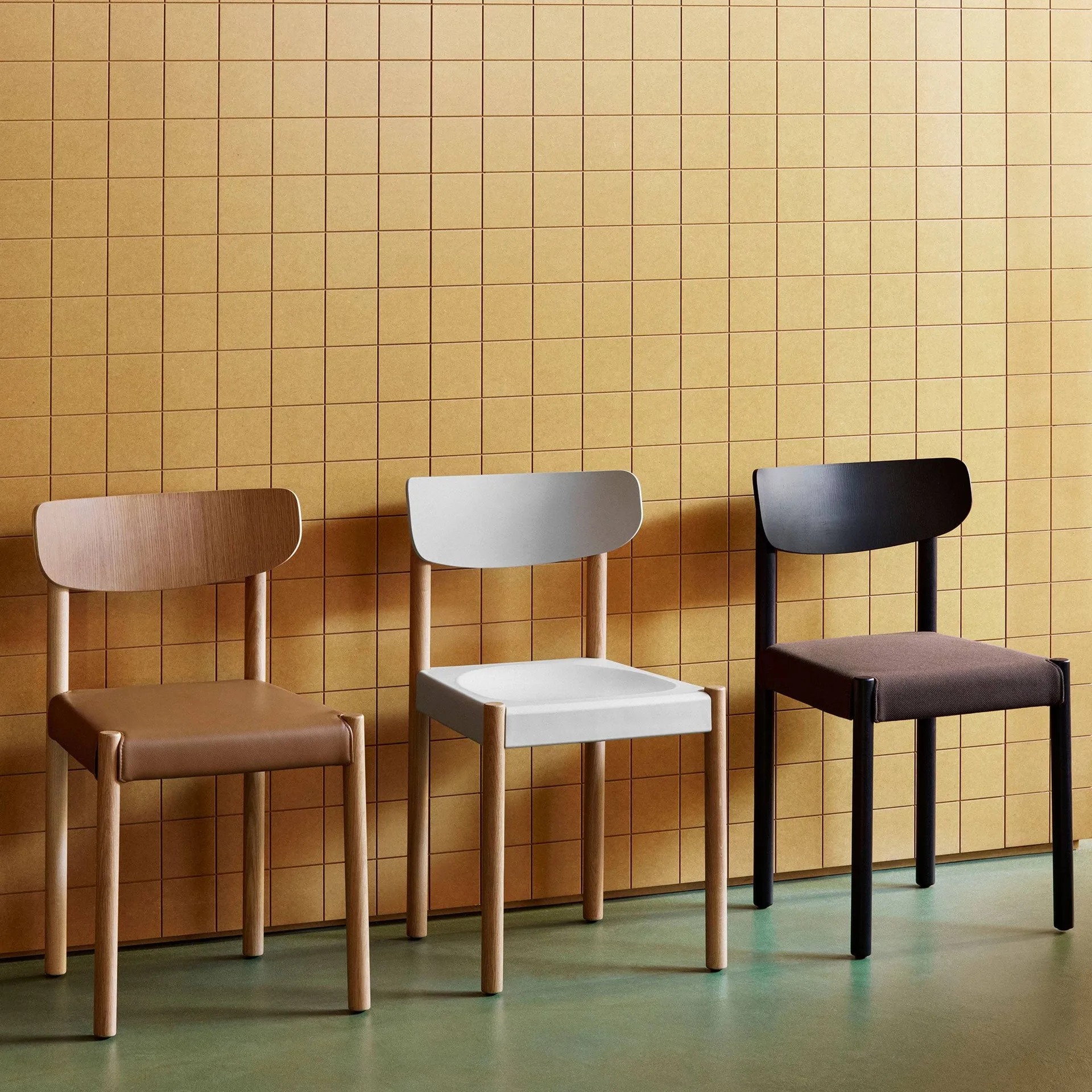 Pack Chair 11 sedia, Rovere oliato-graphite brown-Steelcut 695 HAY