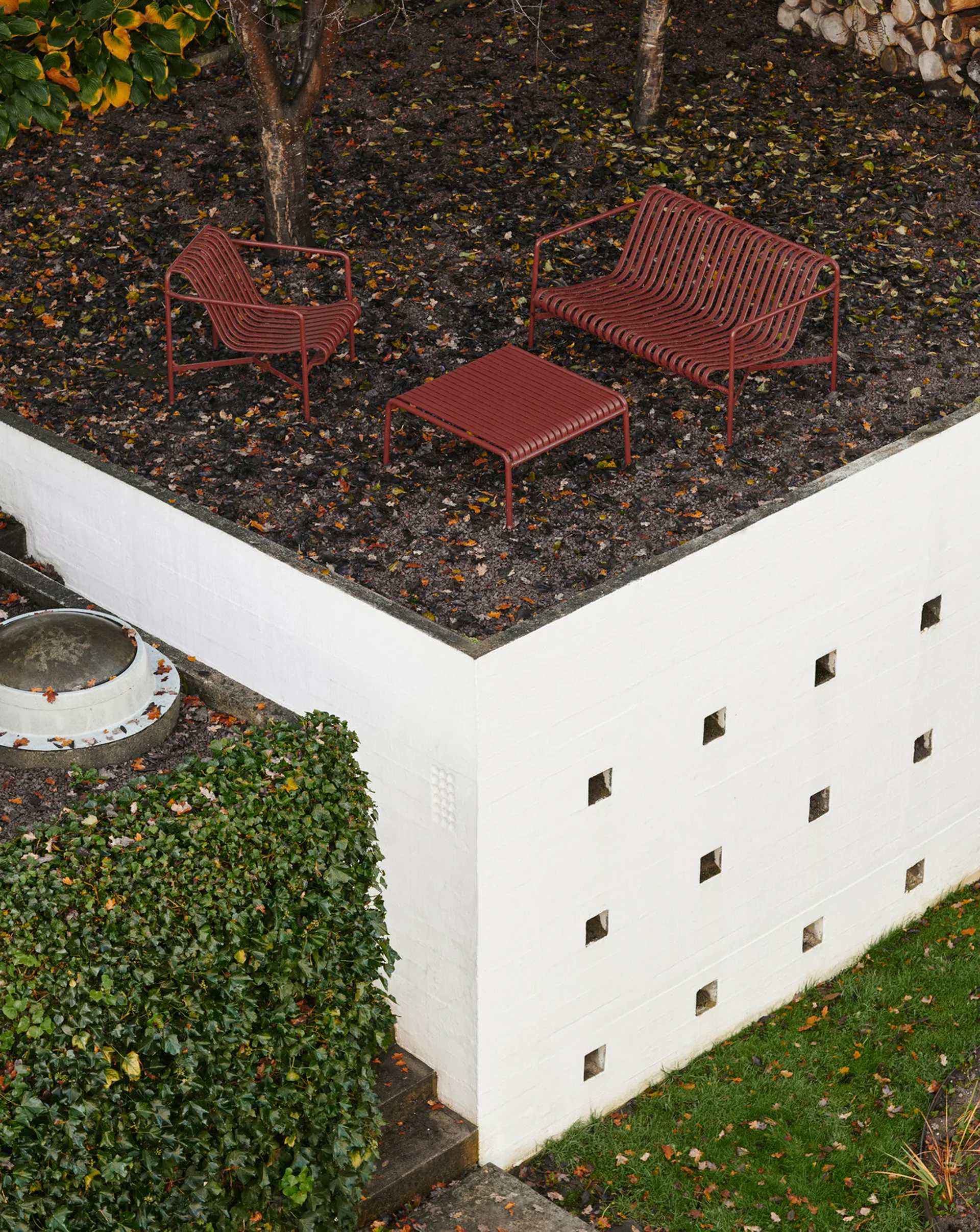 Panca con braccioli Palissade Dining, Iron red HAY