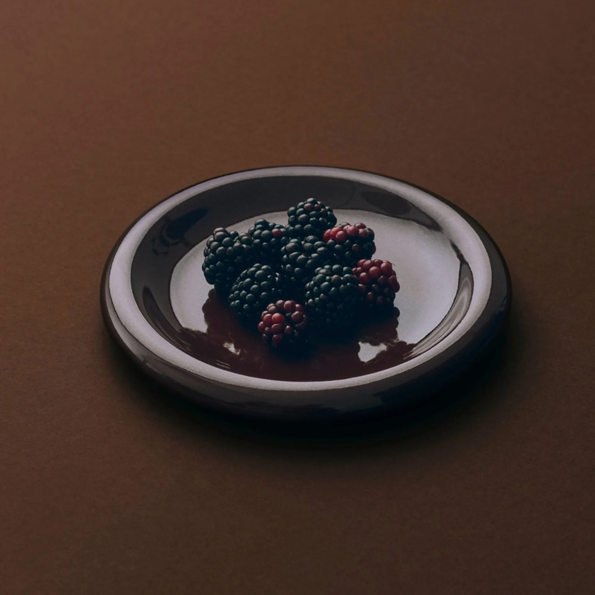 Piatto Barro, Burgundy, Ø18 cm, confezione da 2 HAY