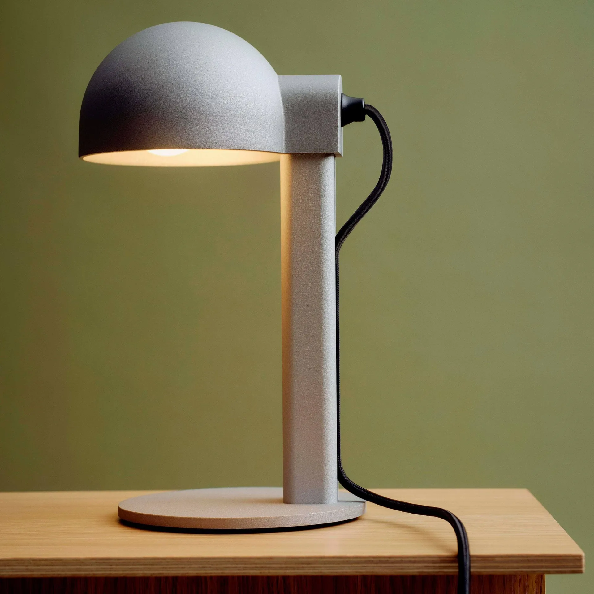 Posto lampada da tavolo, Silver grey HAY