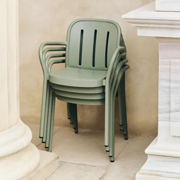 Sedia con braccioli Deville - Thyme green - HAY