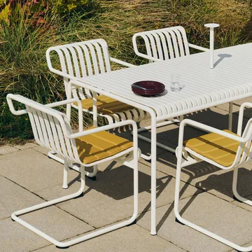 Sedia da pranzo con braccioli Palissade Cantilever - Cream white - HAY