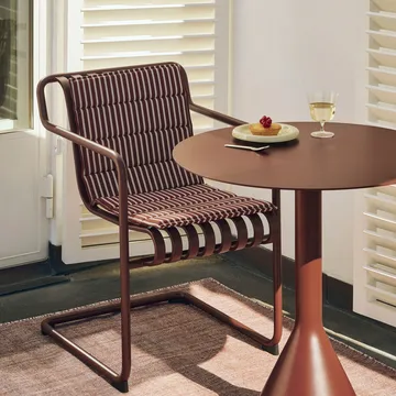 Sedia da pranzo con braccioli Palissade Cantilever - Iron red - HAY