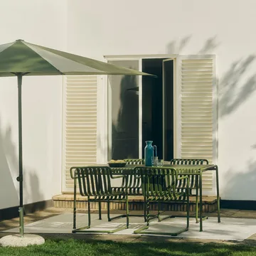 Sedia da pranzo con braccioli Palissade Cantilever - Oliva - HAY