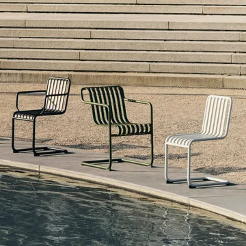 Sedia da pranzo con braccioli Palissade Cantilever - Oliva - HAY