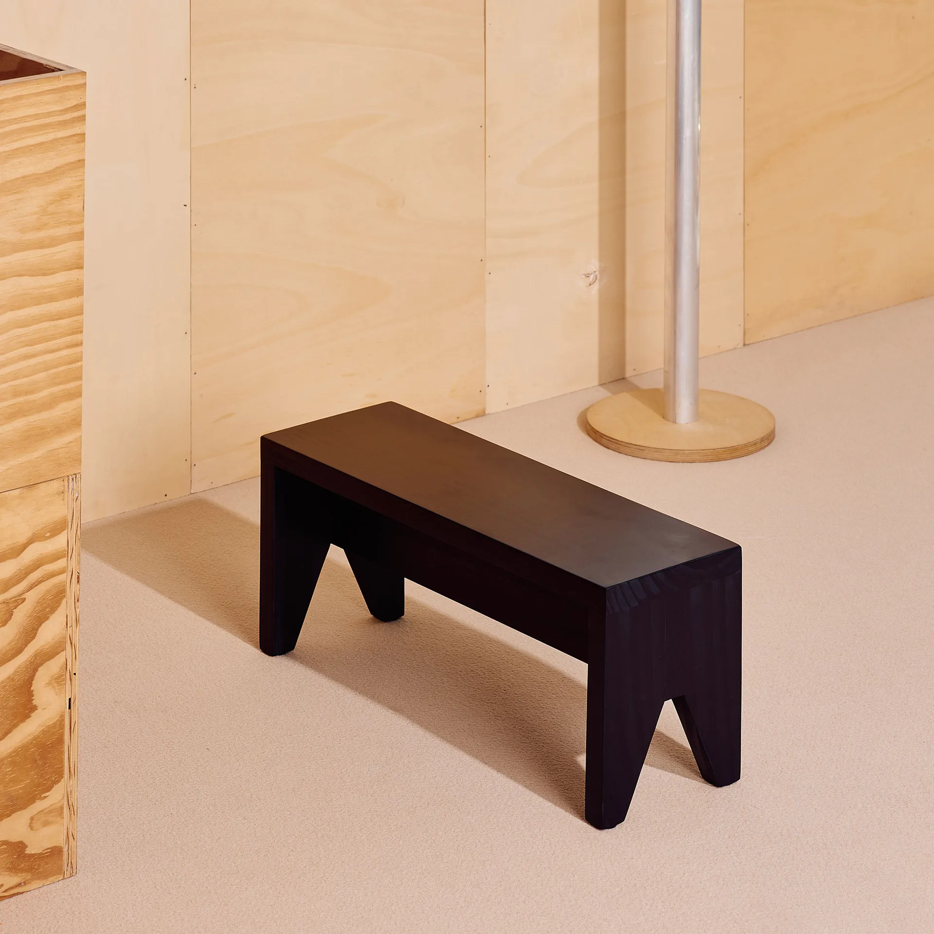 Sgabello Manolito Long, Black, 60 cm HAY