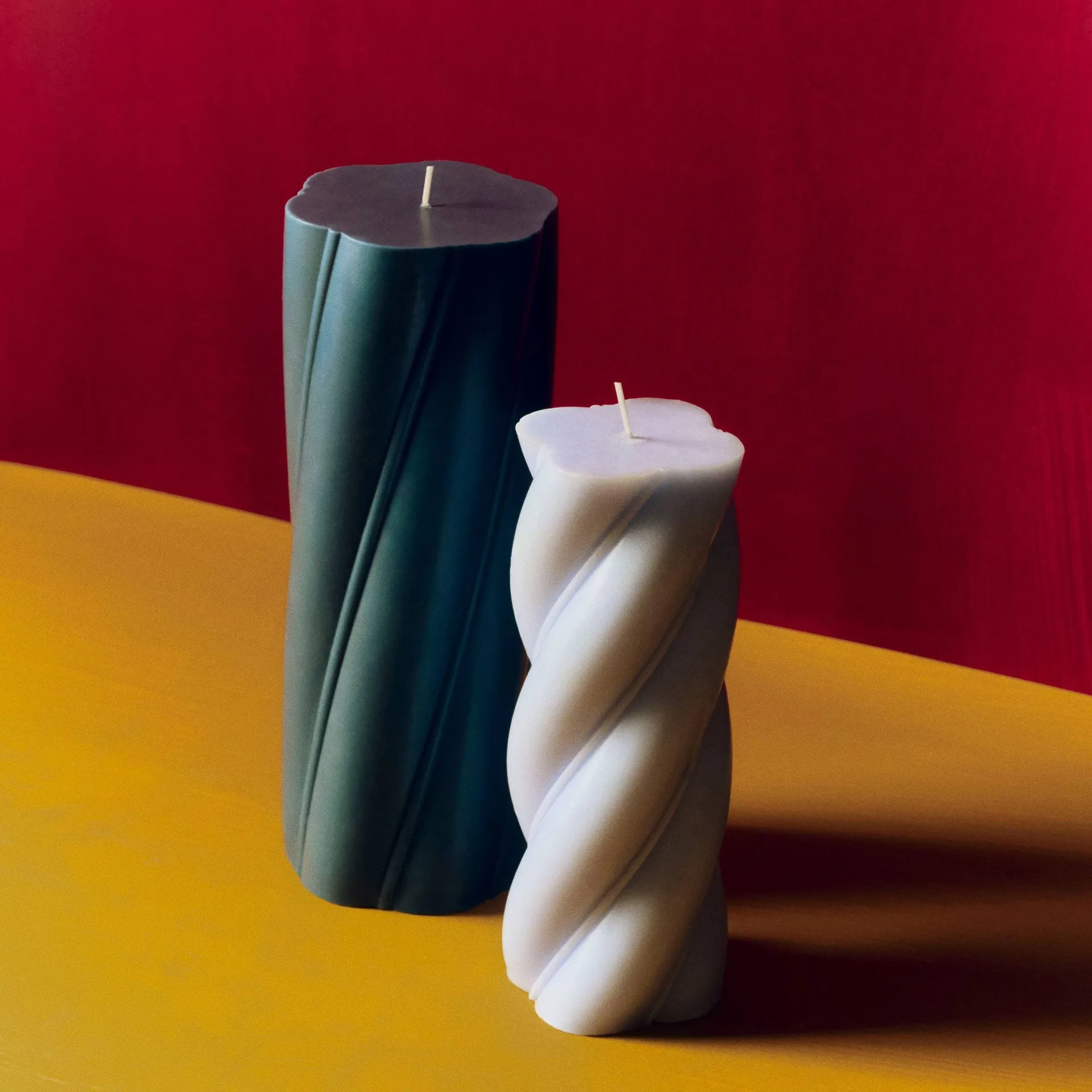 Soft Serve Candle candela a blocco, Dark teal, Ø9,5x24,5 cm HAY