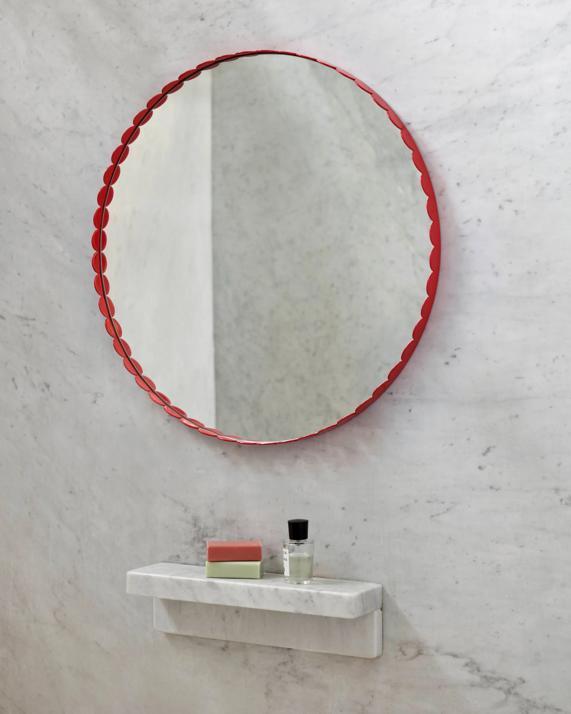 Specchio Arcs Mirror, Ø 60 cm, Rosso HAY