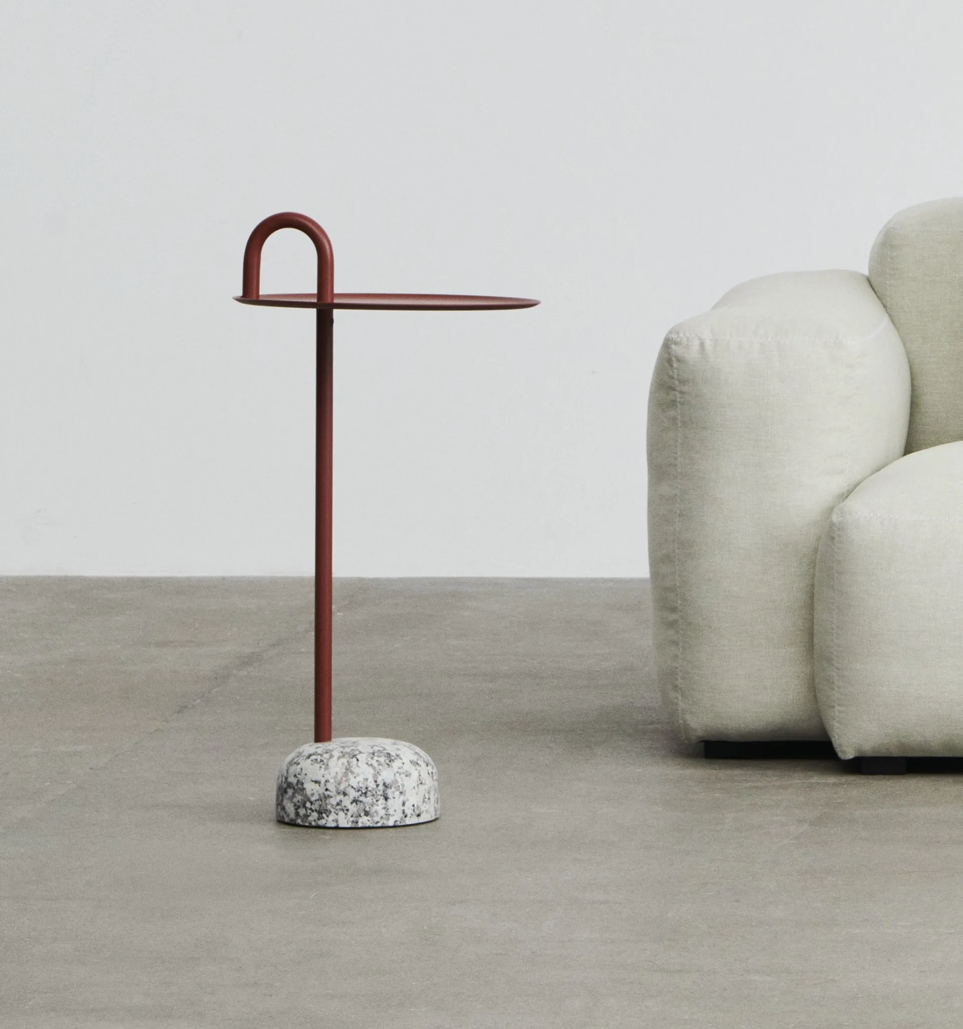 Tavolino Bowler, Tile red-granite HAY