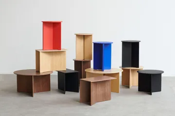 Tavolino da salotto Slit Ø45 cm - Lacquered oak - HAY