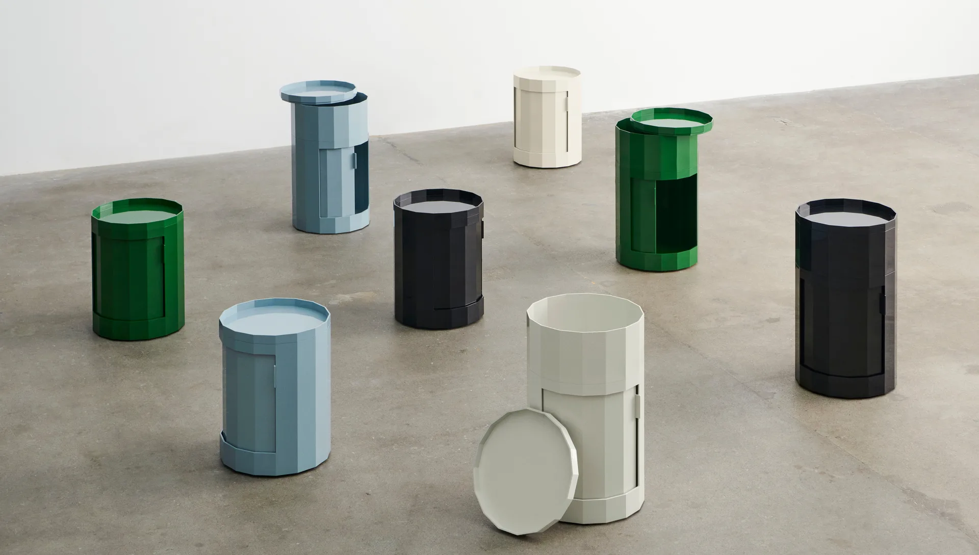 Tavolino Facet Cabinet 100, Spinach green HAY