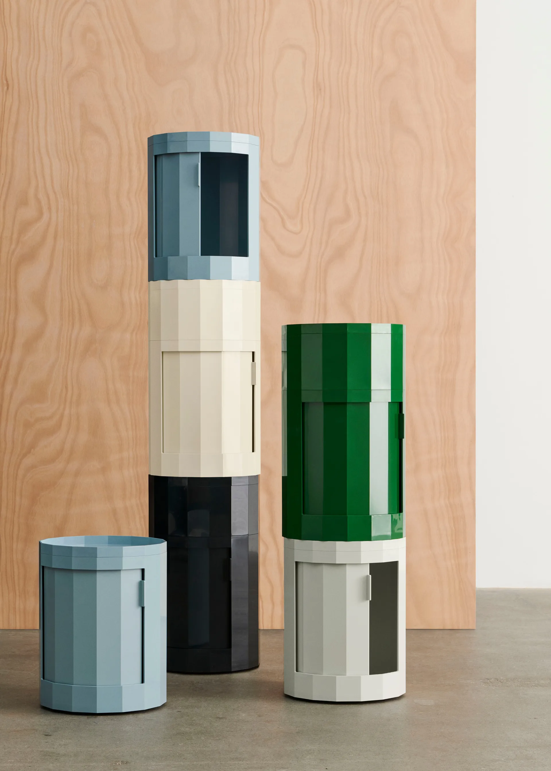 Tavolino Facet Cabinet 101, Eggshell HAY