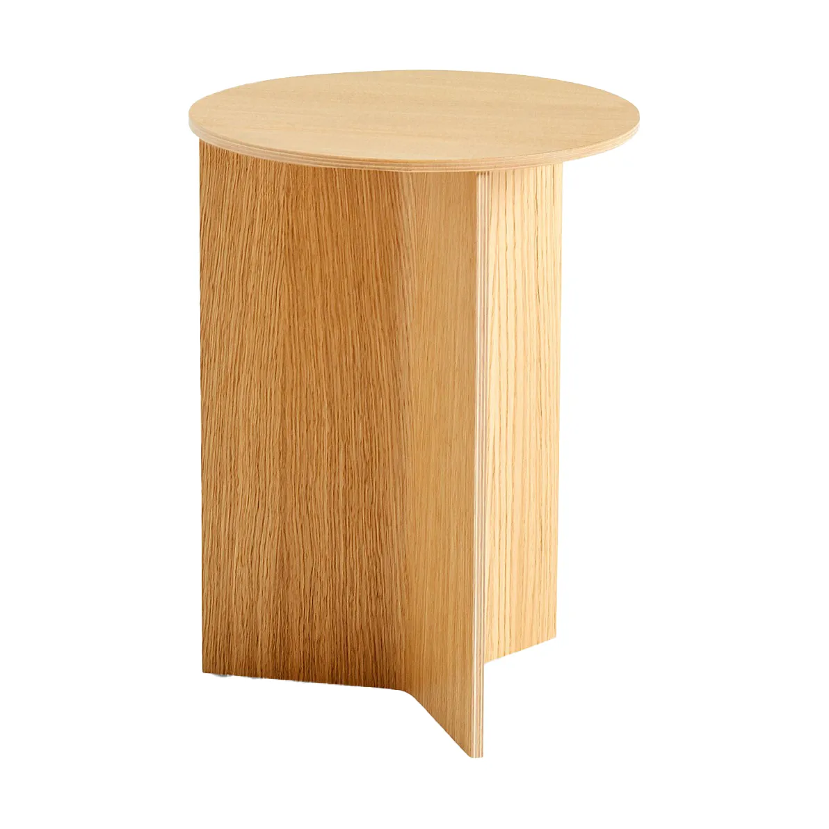 Tavolino Slit high Ø35 cm, Lacquered oak HAY