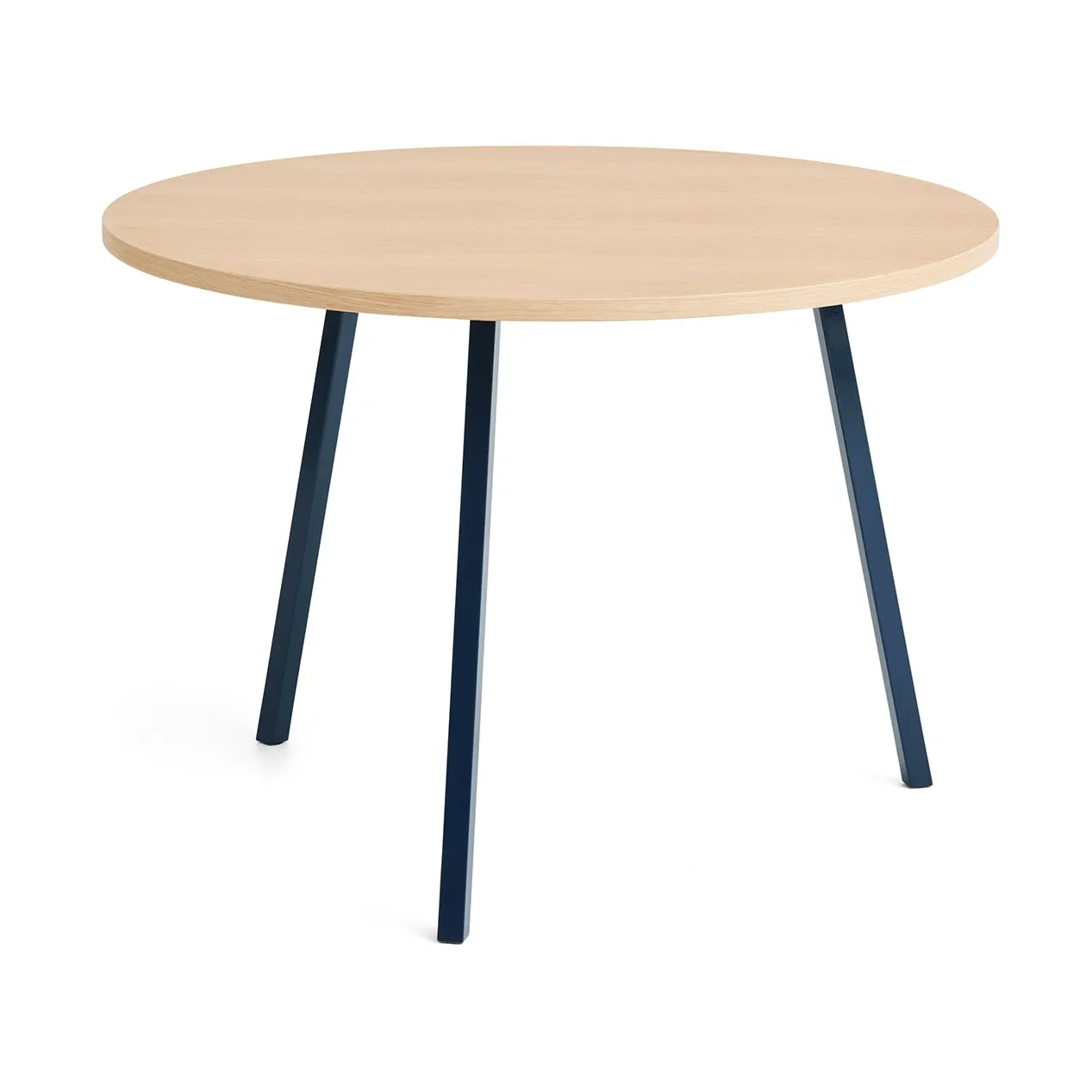 Tavolo da pranzo Loop Stand Ø105 cm, Deep blue-clear lacq. oak HAY
