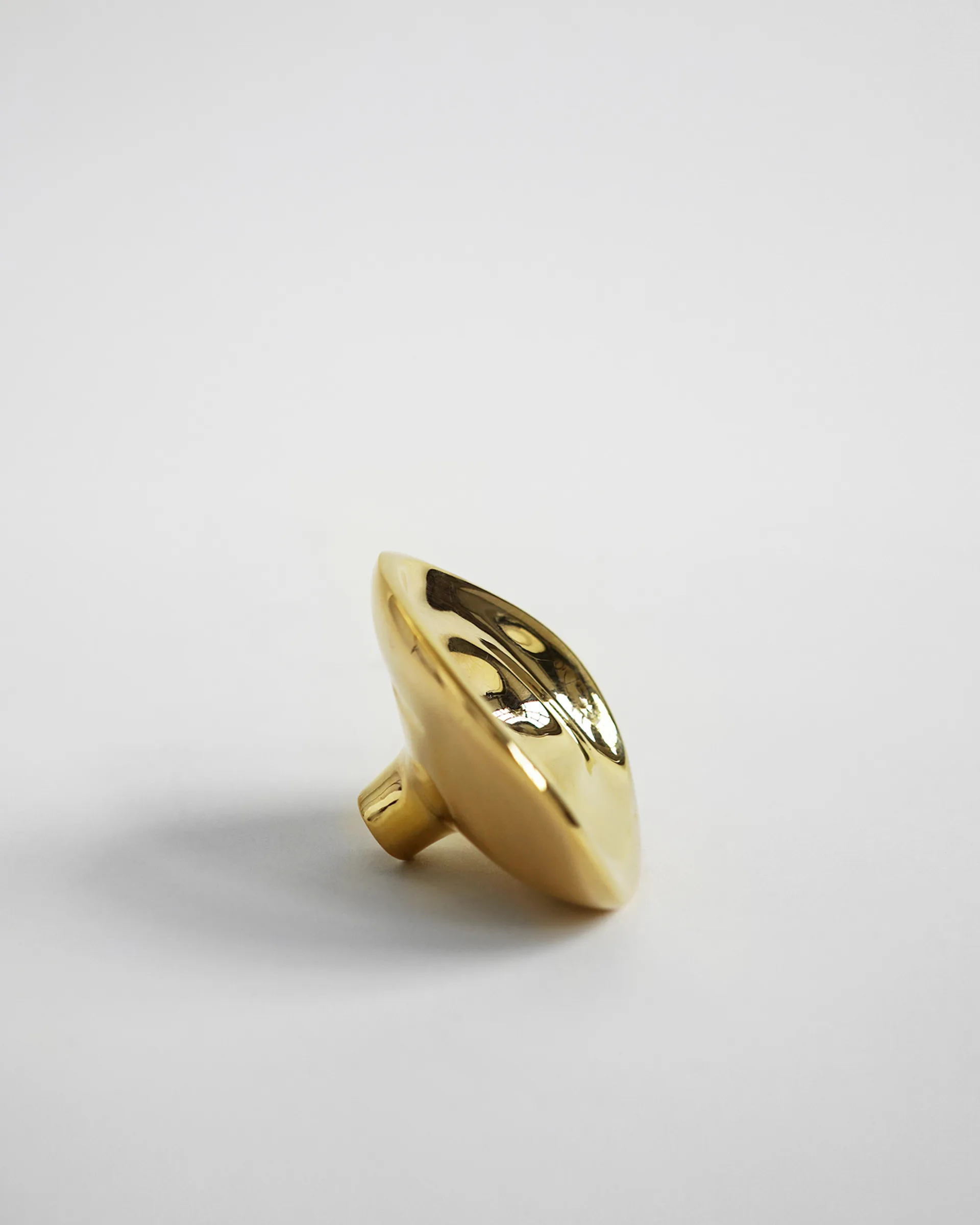 Ripple nr. 01 pomello piccolo, Ottone Hein Studio