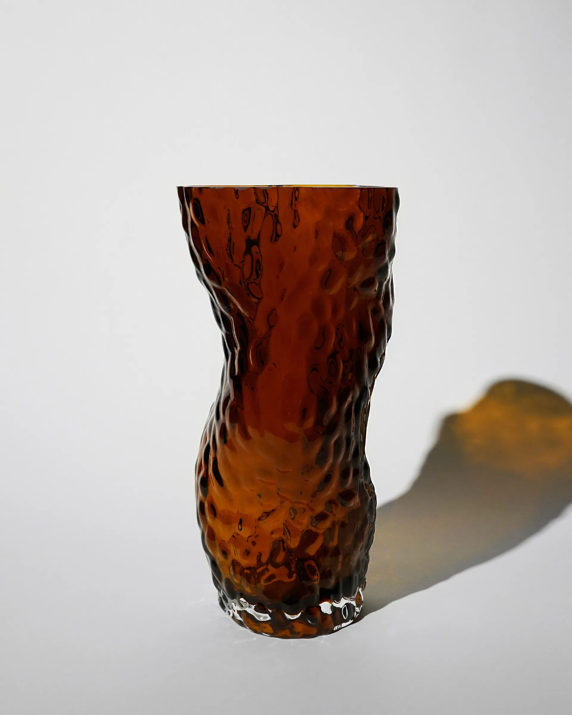 Vaso in vetro Ostrea Rock 30 cm, Ruggine Hein Studio