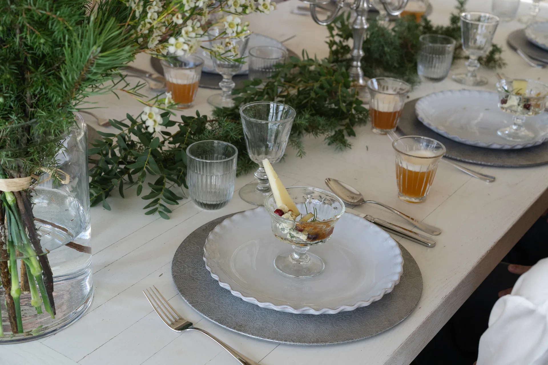 Piatto Heirol x Nosse Twist Ø23 cm, Pietra Heirol