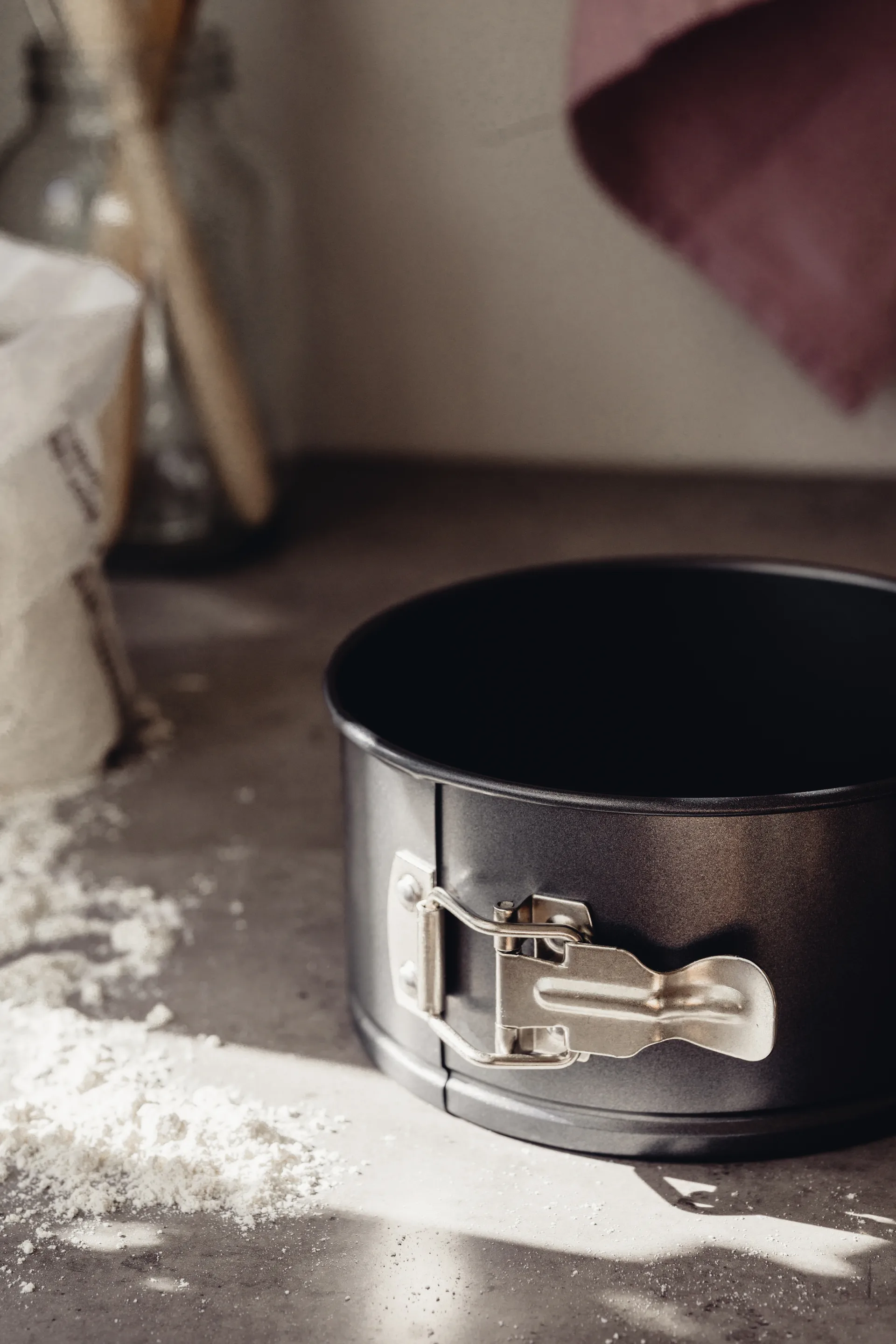 Stampo per dolci a cerniera Heirol extra alto, Ø 16 cm
​ Heirol