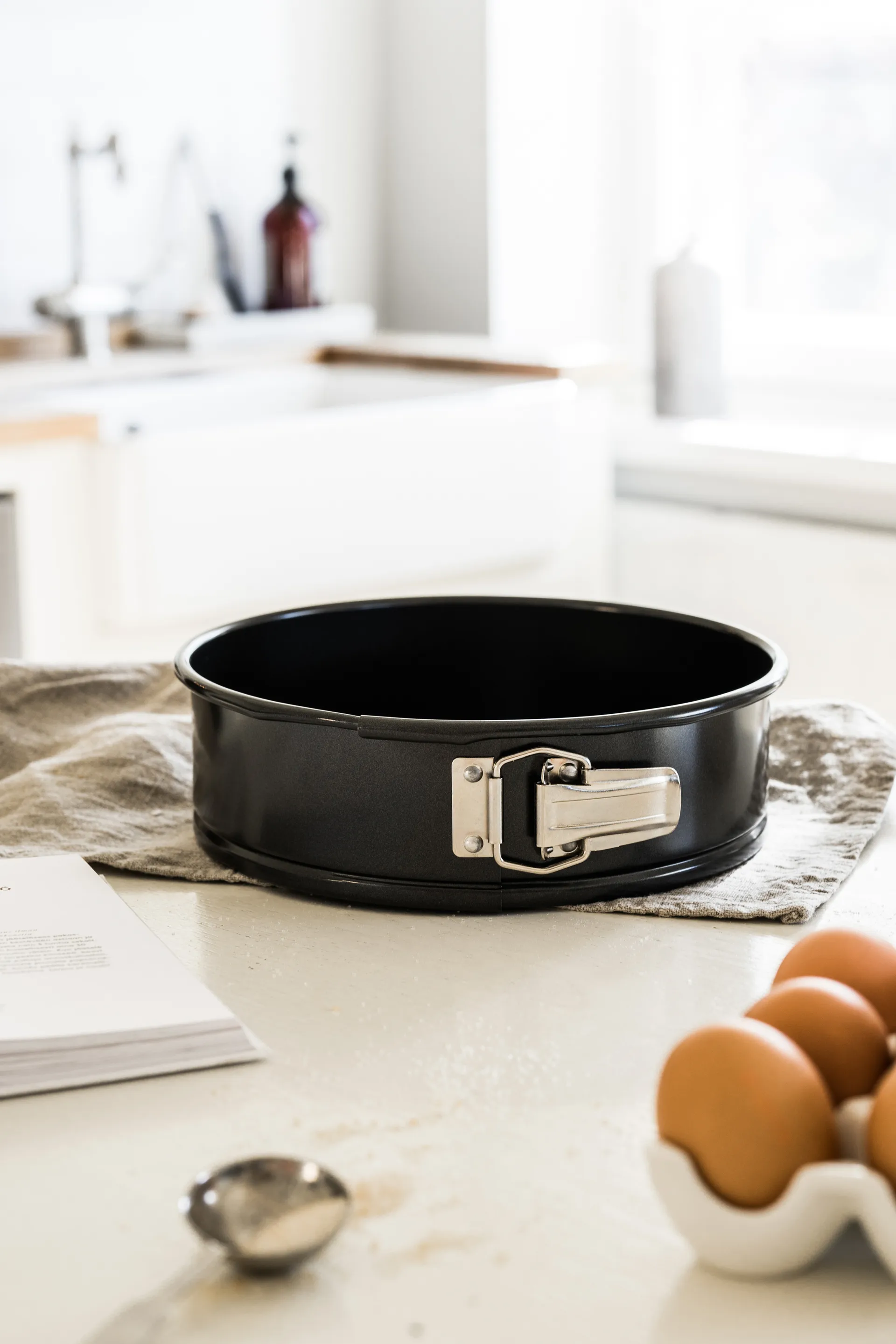 Stampo per dolci a cerniera Heirol PRO , Ø 24 cm
​ Heirol