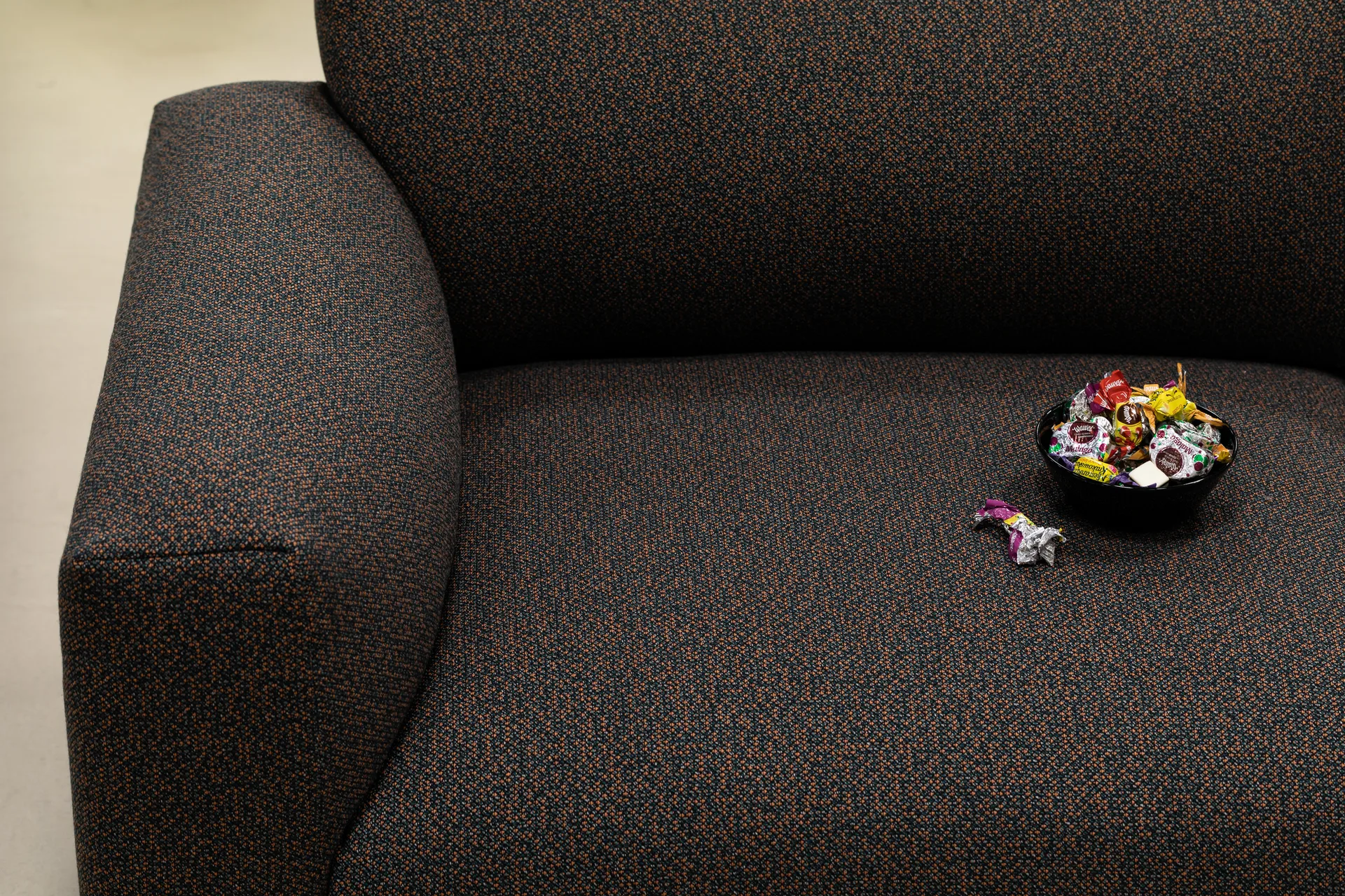 Divano a 2 posti Koti 200 cm, Sawdust Hem