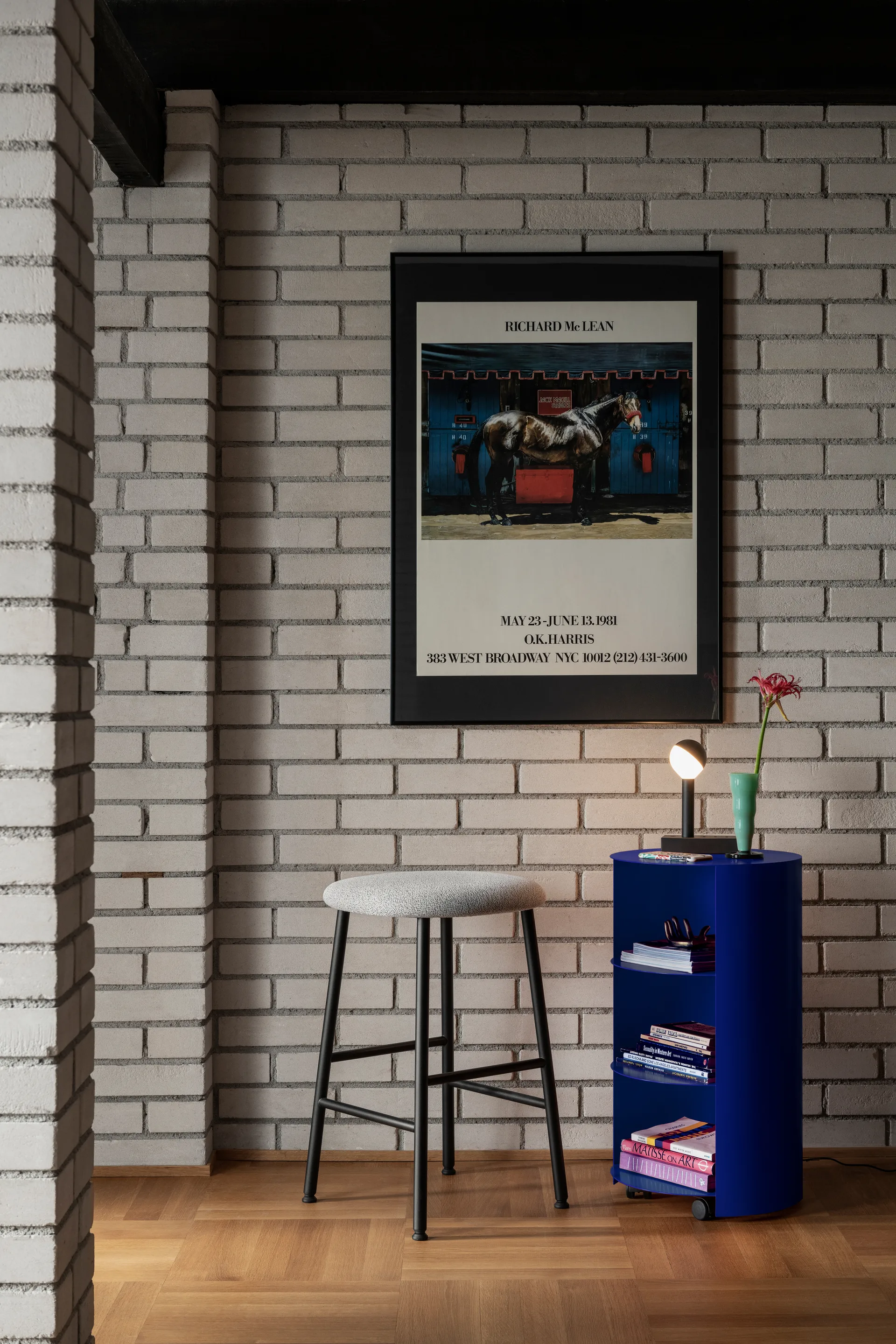 Piedistallo Hide Ø38x68 cm, Ultramarine blue textured Hem