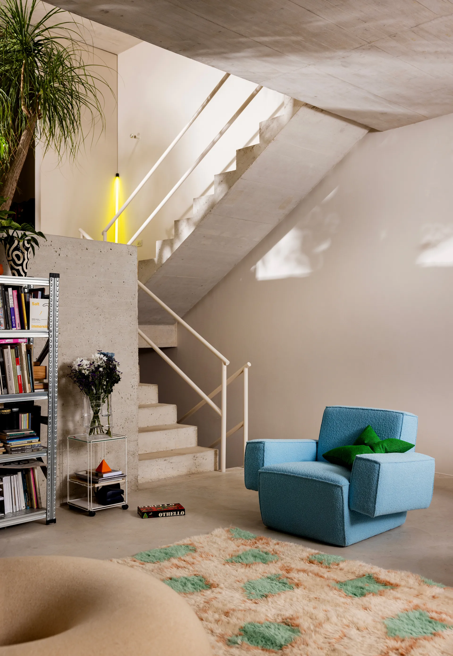 Poltrona lounge Hunk con braccioli, Icicle Hem