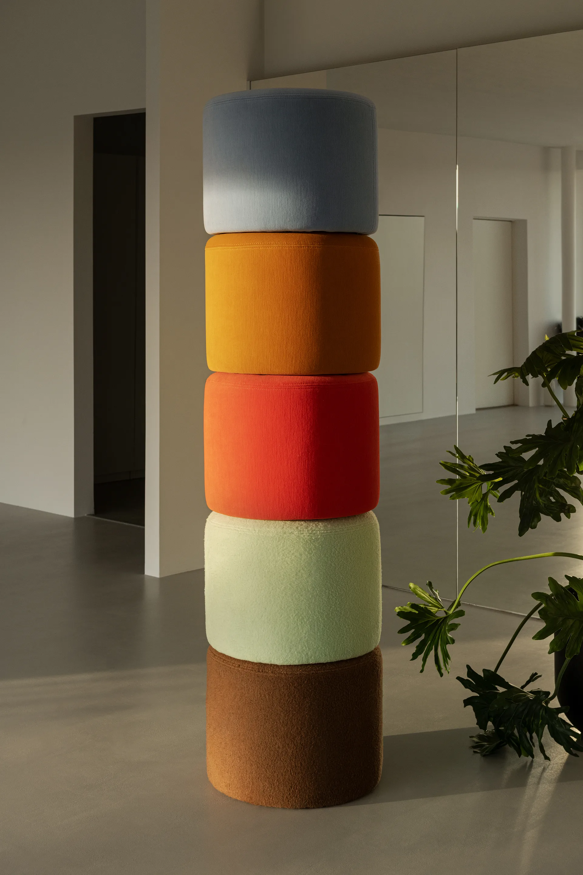 Pouf Bon Ø50x41 cm, Eggshell Hem