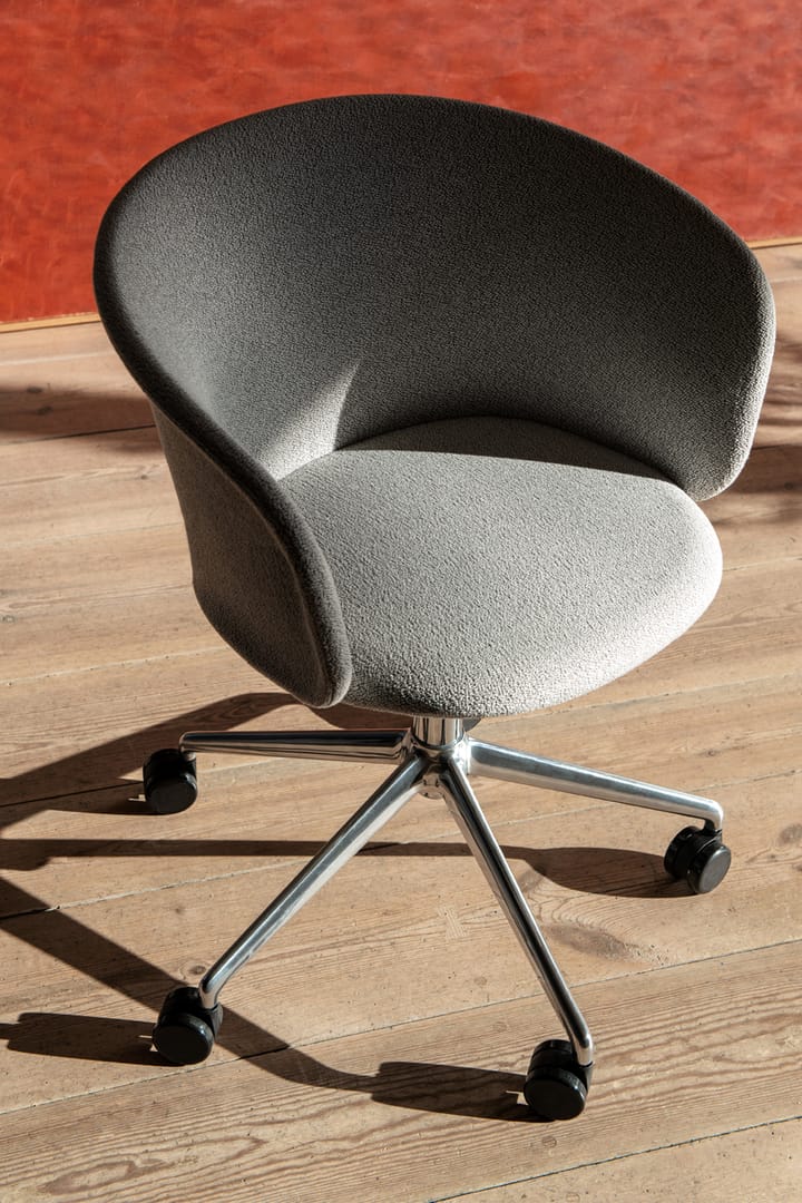 Sedia da ufficio Kendo Swivel con 5 ruote, Porcelain-polished aluminium Hem