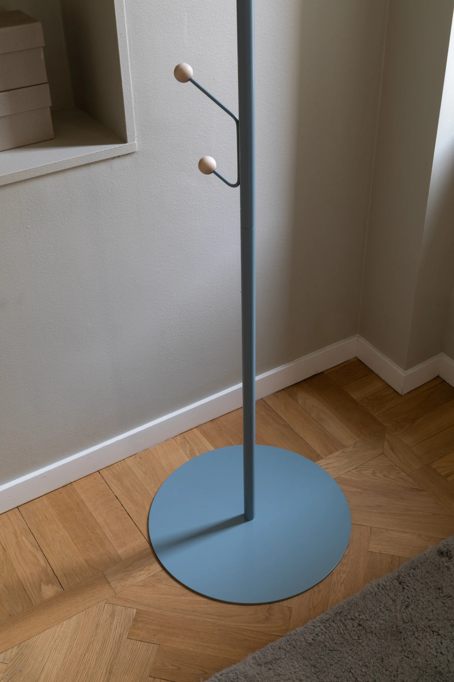 Lampada da tavolo Vienda, Nero brillante Herstal