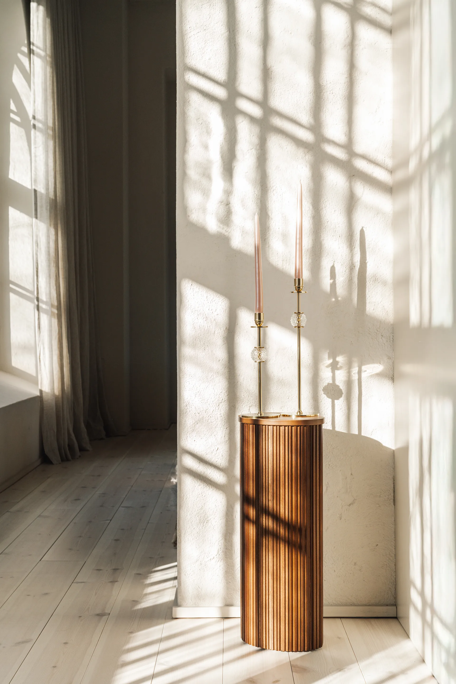 Candelieri Alba 30 cm, Ottone massiccio e vetro Hilke Collection