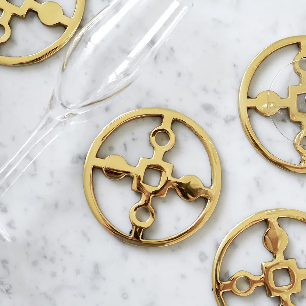 Confezione da 4 sottobicchieri Anima Gemella, Ottone massiccio  Hilke Collection