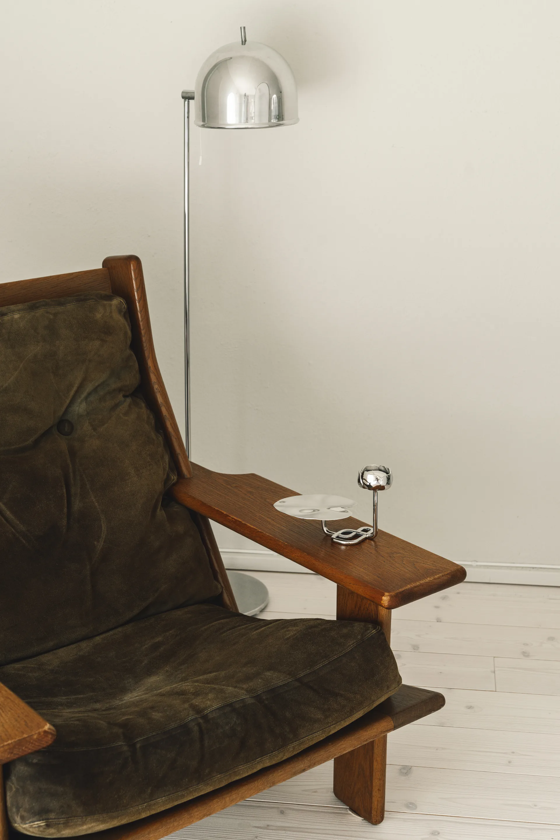 Portacandele Ninfea No.2, Ottone nichelato Hilke Collection