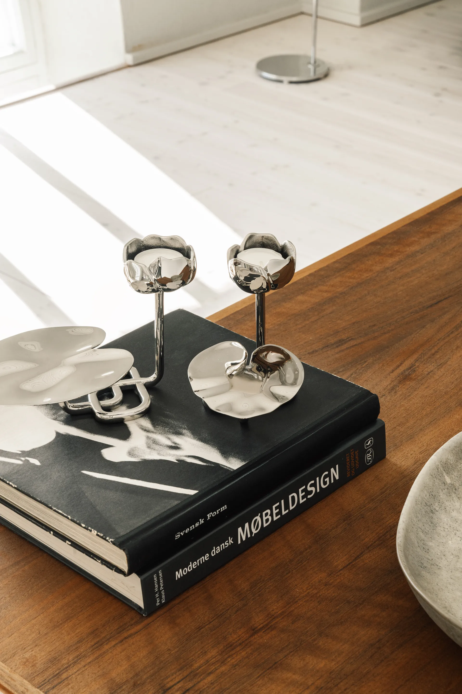 Portacandele Ninfea No.2, Ottone nichelato Hilke Collection