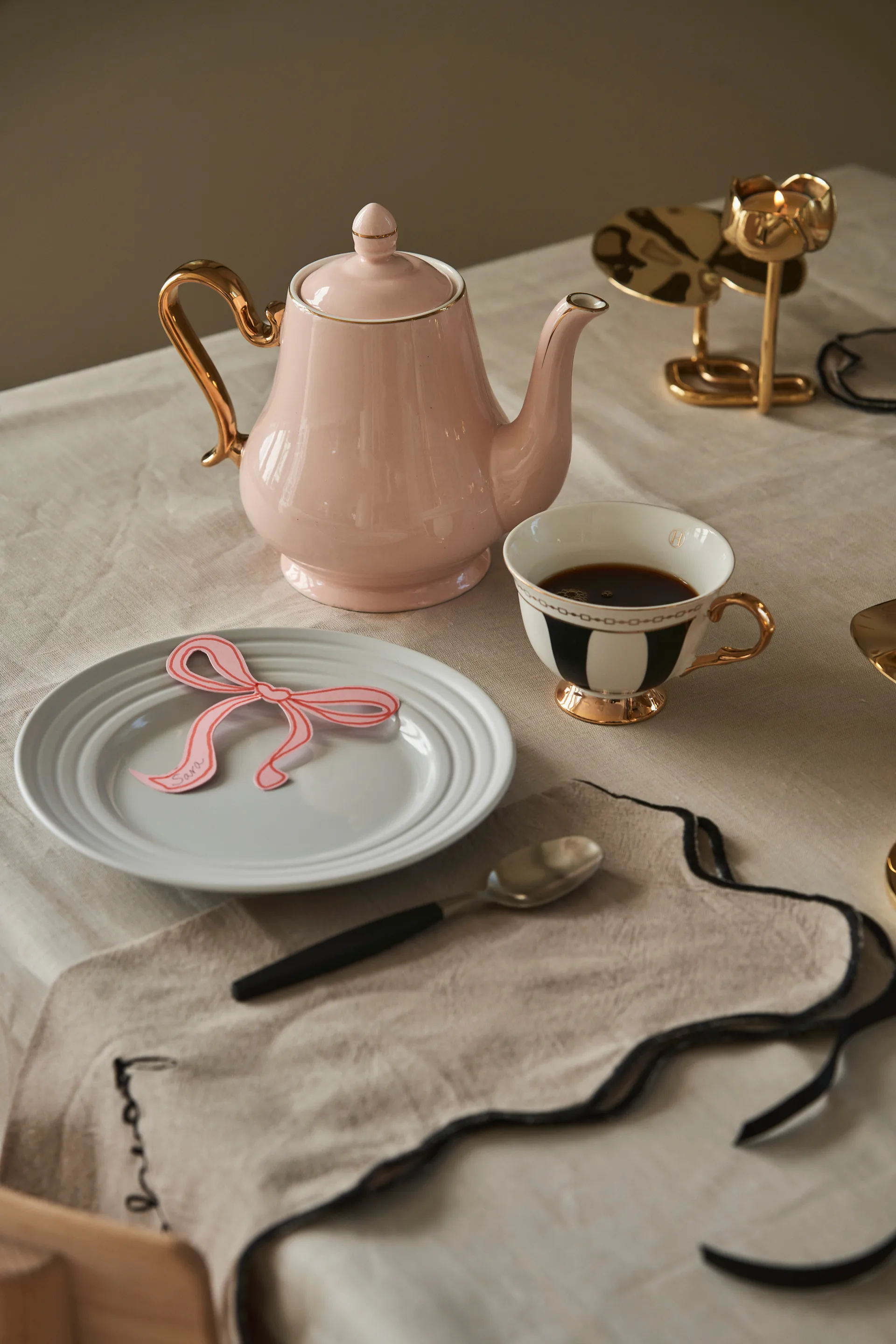 Tazza con piattino Strisce Nero, 22 cl Hilke Collection