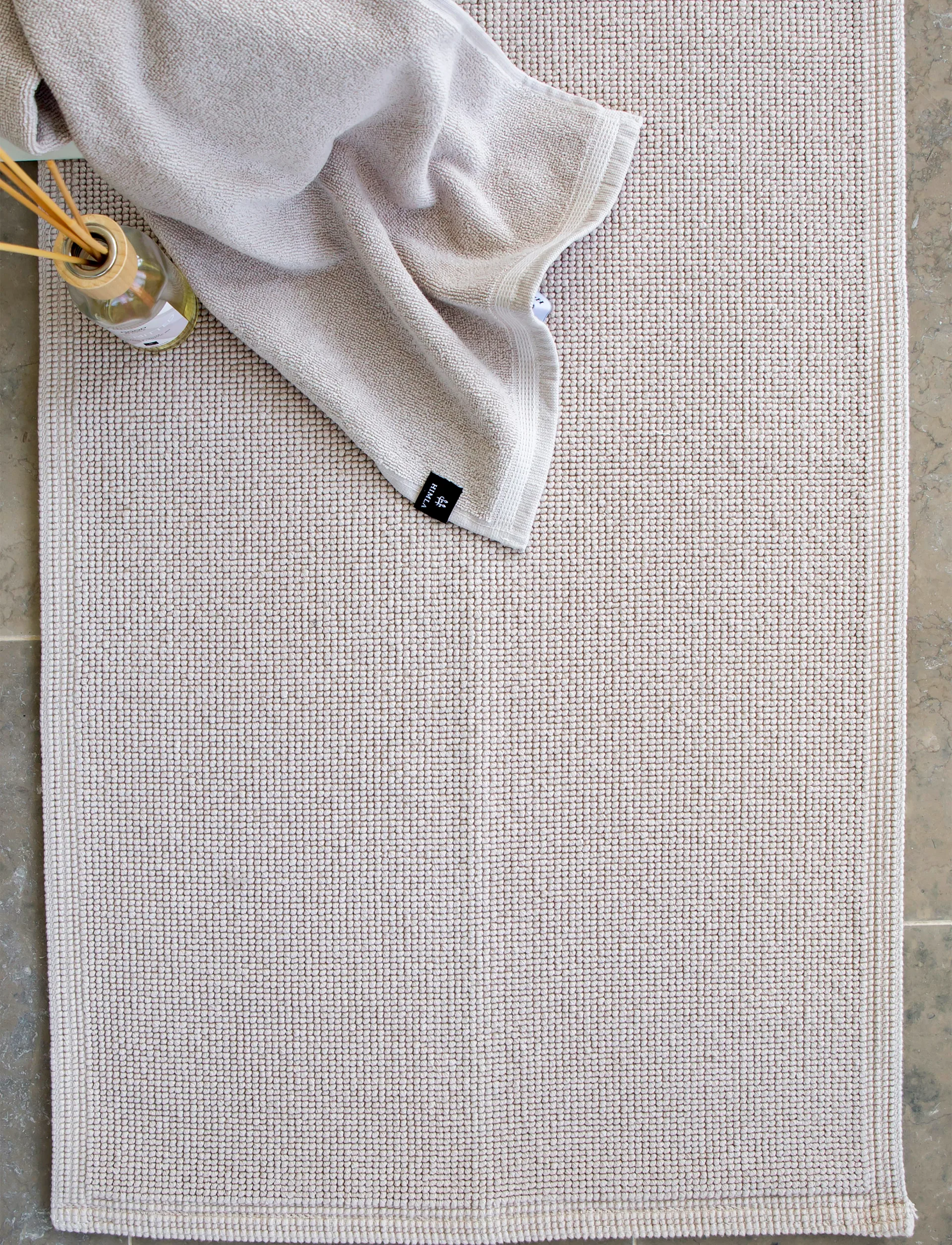 Tappeto da bagno Love 50x80 cm, Mother of pearl Himla