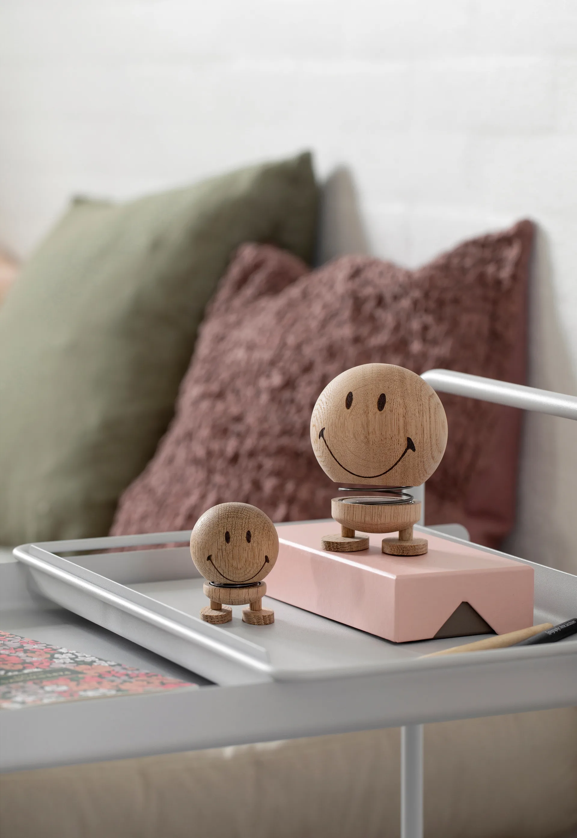Personaggio Hoptimist Smiley S, Rovere grezzo Hoptimist
