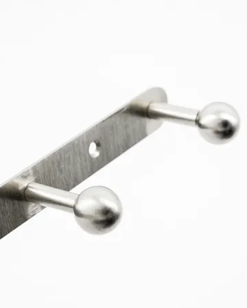 Appendiabiti Ball - Finitura silver 35x5x2 cm - House Doctor
