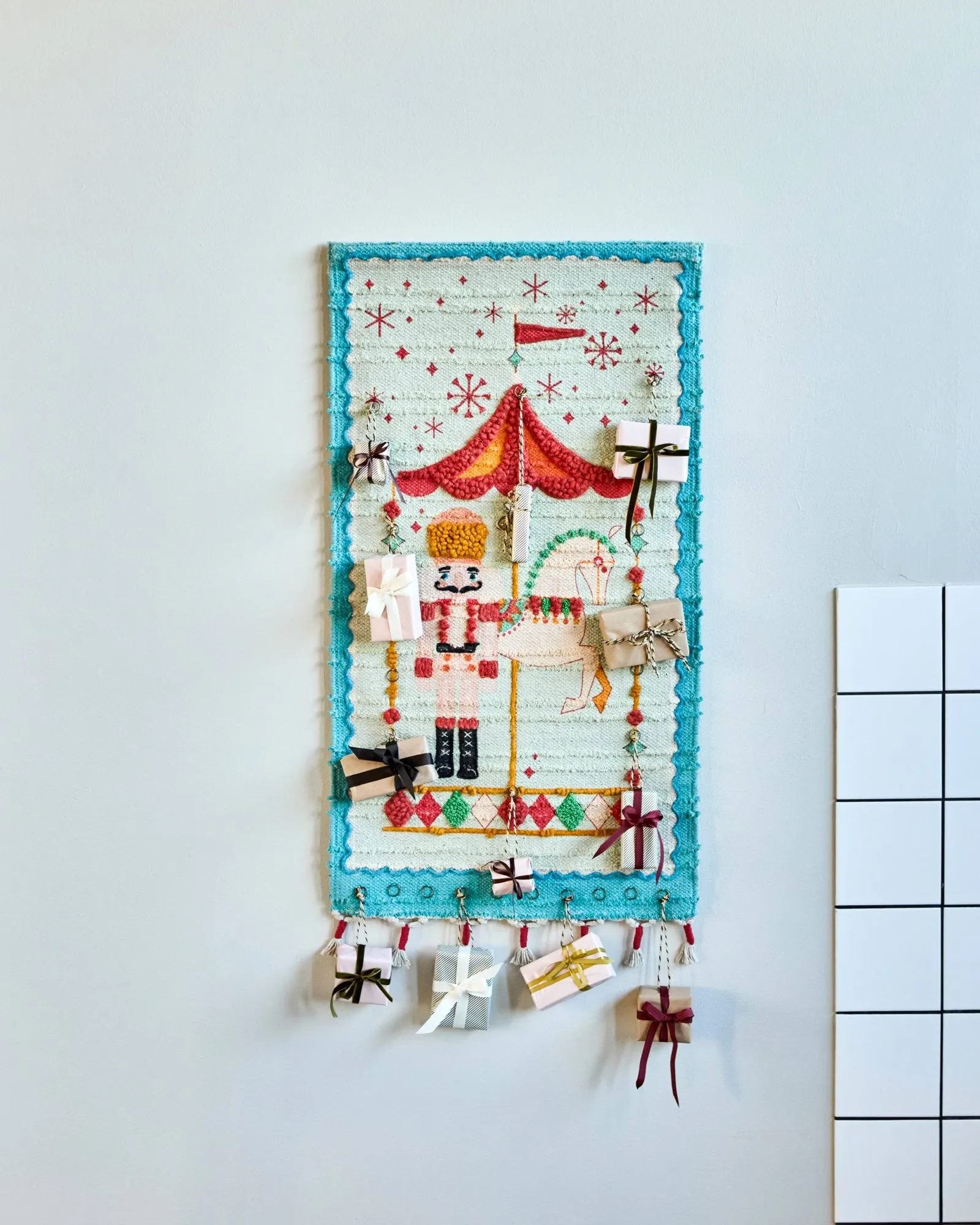 Calendario dell’Avvento Horse, Rosso bruciato, 50x90 cm House Doctor