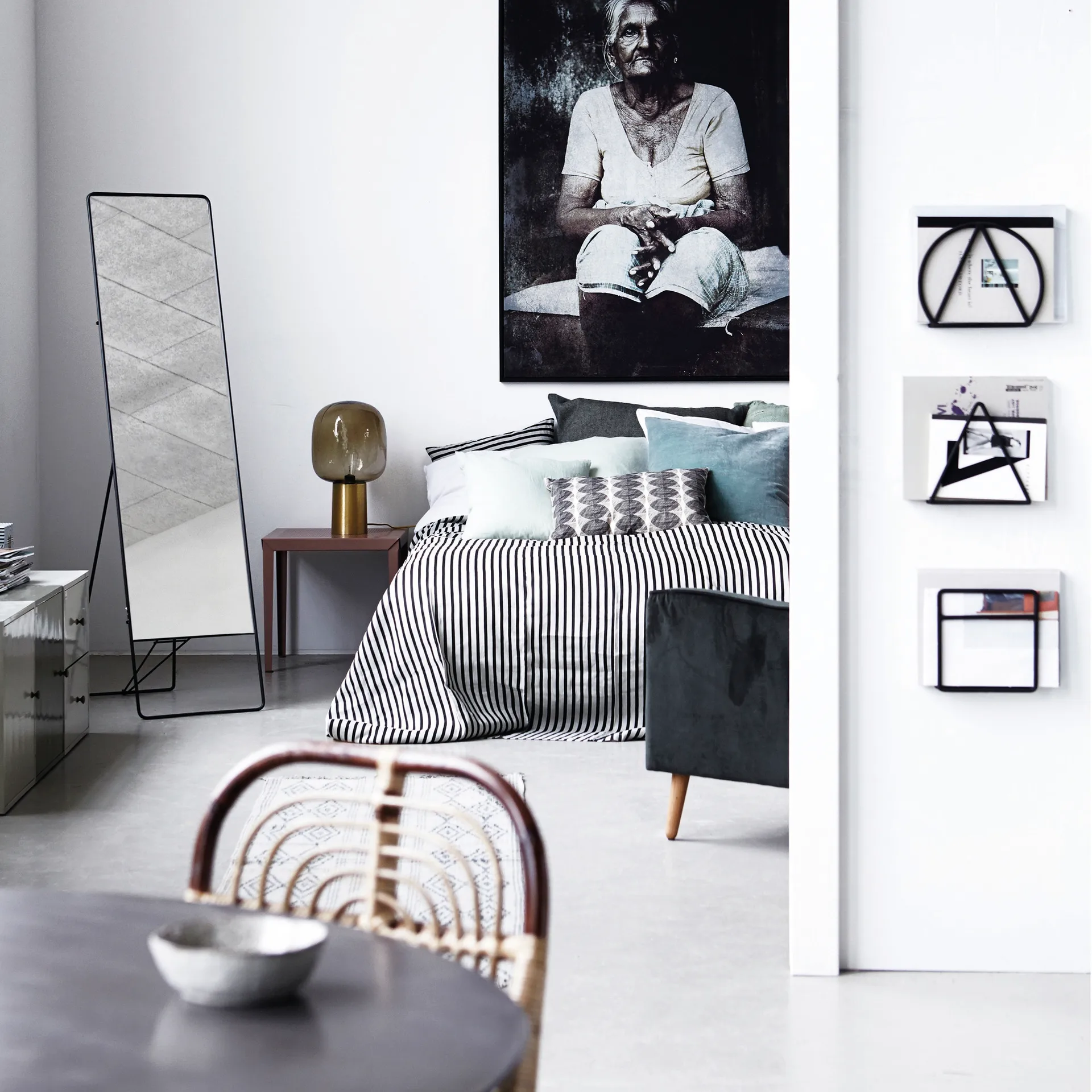 Lampada da tavolo Note, grigio-ottone House Doctor