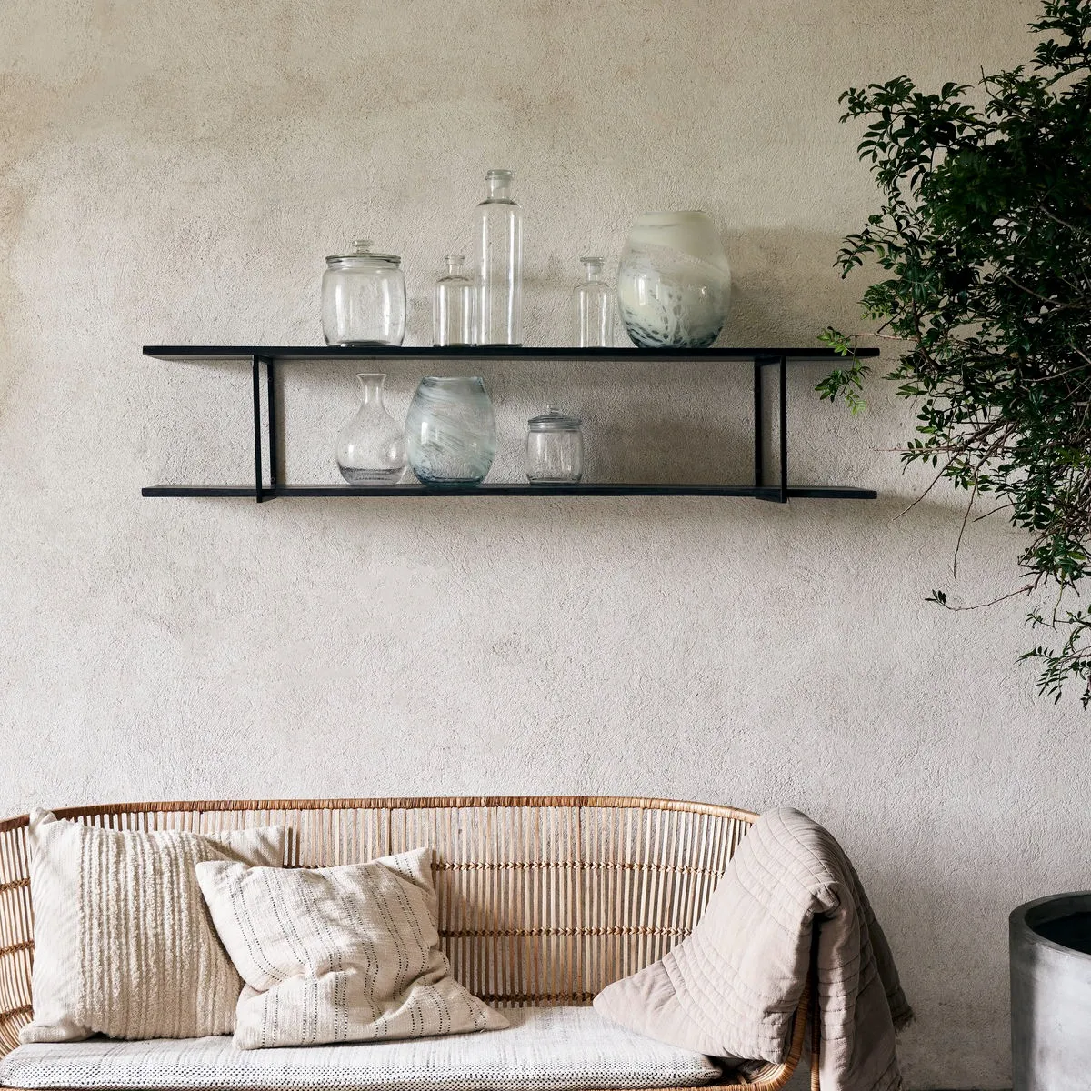 Mensola Woods, 130 cm, Nero House Doctor