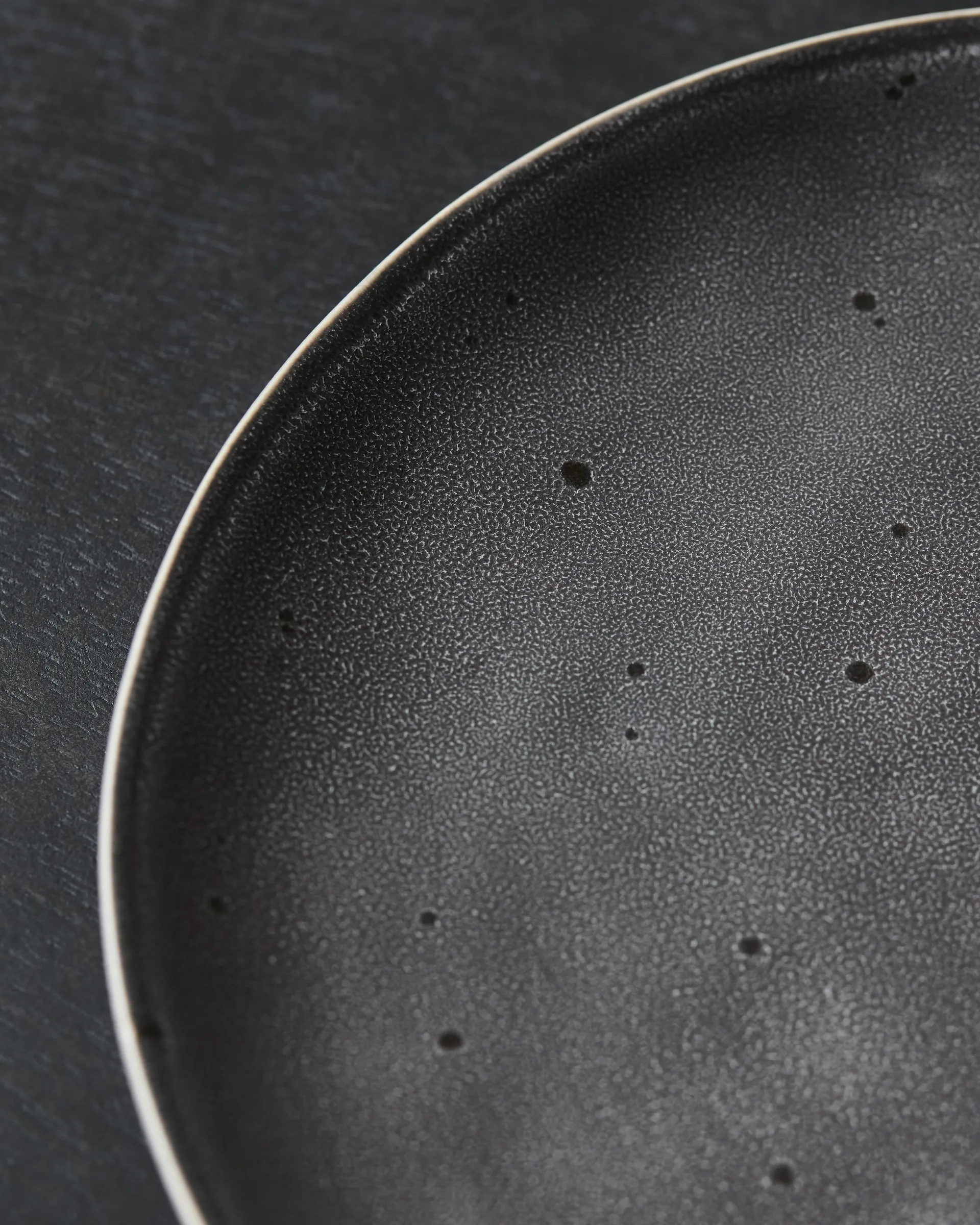 Piatto piccolo Rustic Ø 20 cm, Grigio scuro House Doctor