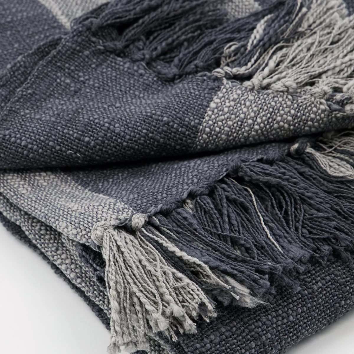 Plaid Ponra 130x180 cm, Grigio House Doctor