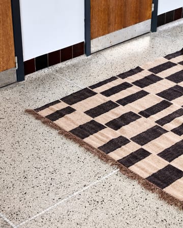 Tappeto Graph  - Nero-natura, 160x230 cm - House Doctor