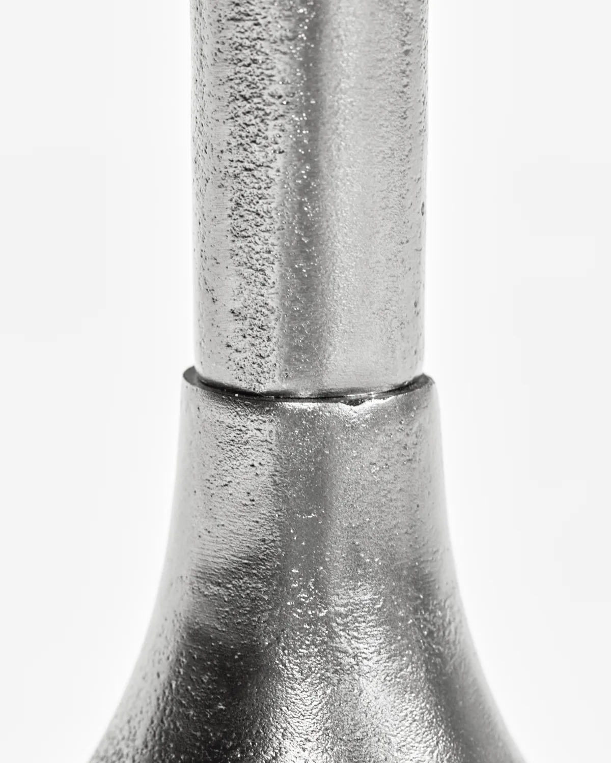 Tavolino laterale Pan, Finitura argento House Doctor